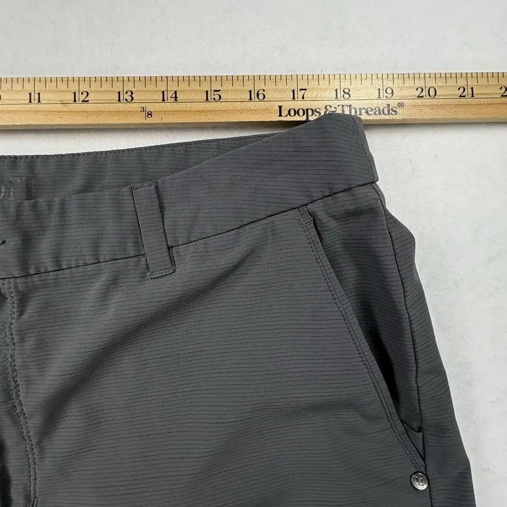 Vuori Meta Shorts Mens 36 Gray Stripe 8 Inseam Stretch Tech Golf Casual V399